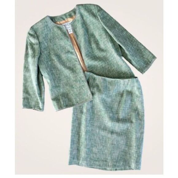 24W, Oscar de la Renta, vintage suit green & teal colour, excellent condition. - Picture 3 of 12